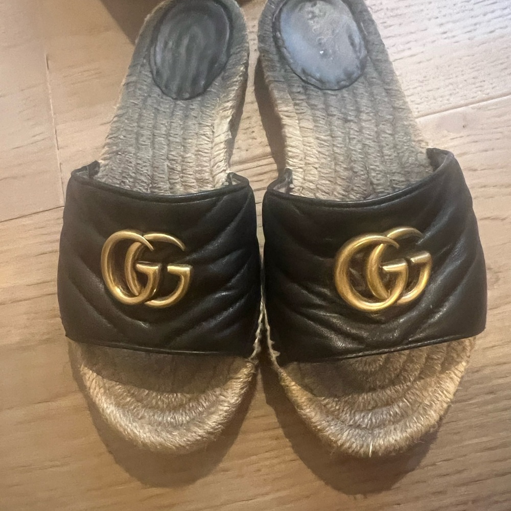Gucci Black and Gold Espadrille Slides